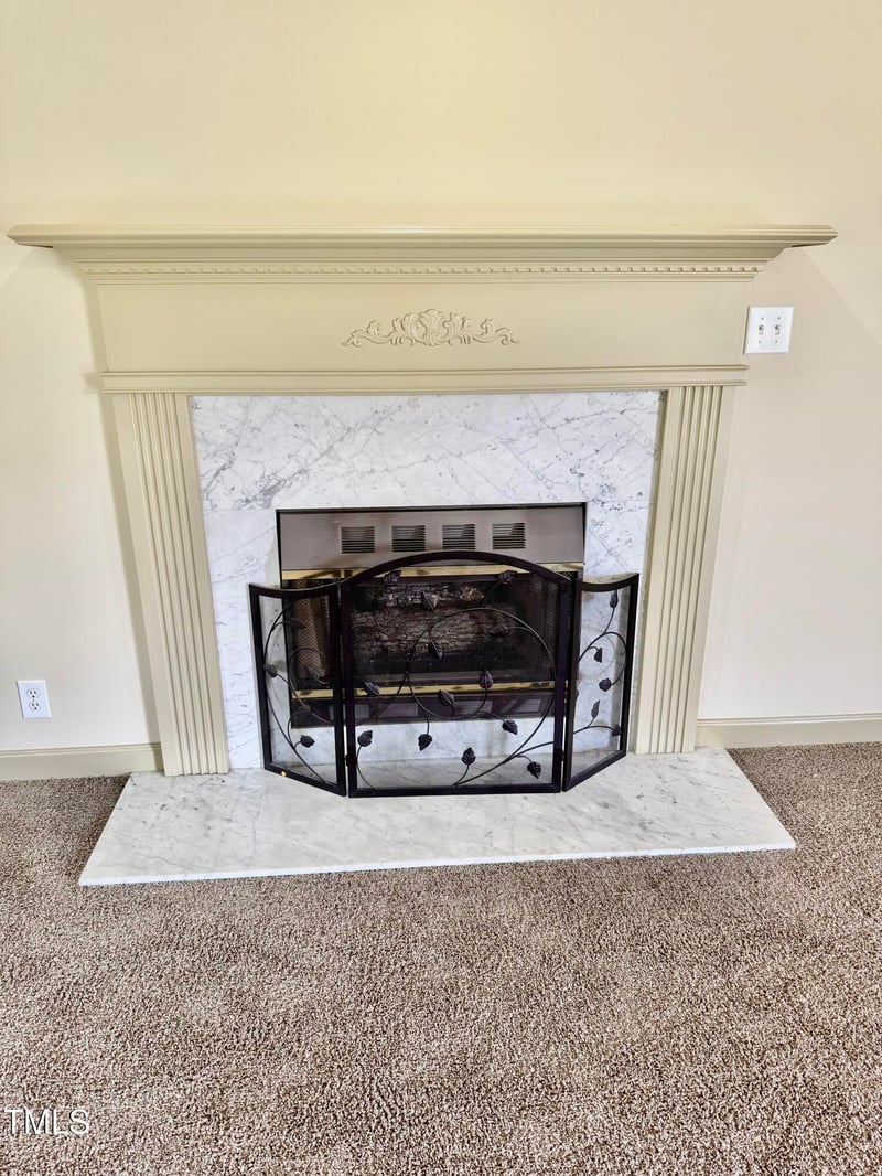 1905 Nc 111 , Goldsboro, NC 27530