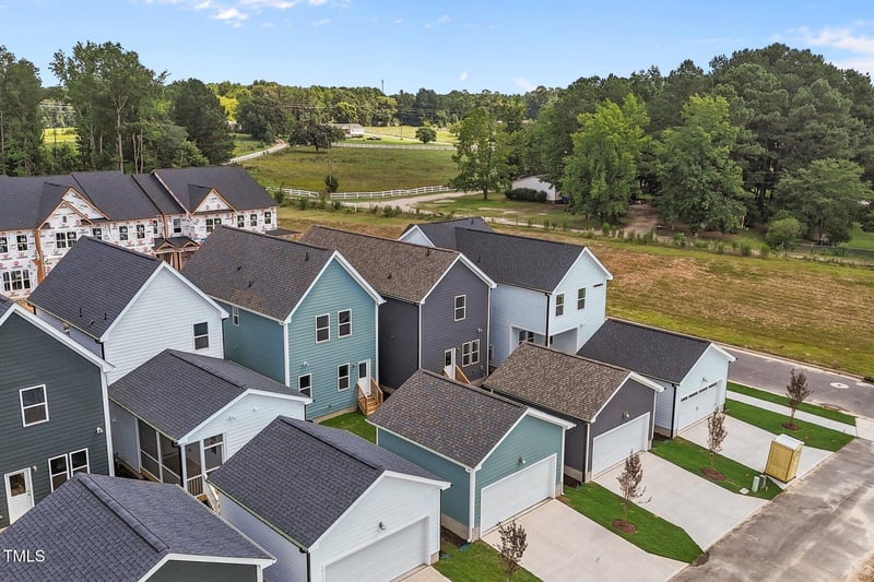 1905 Plott Balsam Dr, Wendell, NC 27591