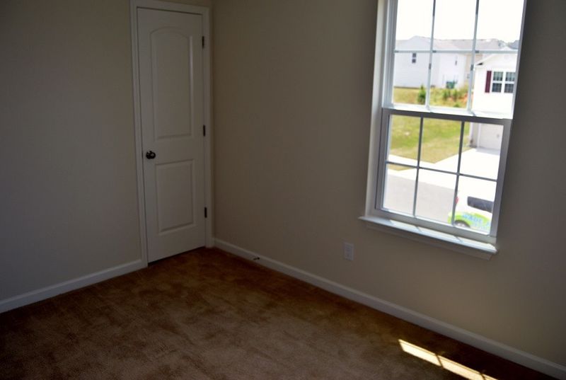 1906 Ridge Brook Ln, Raleigh, NC 27610
