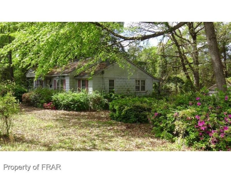 1907 Blake St, Fayetteville, NC 28301