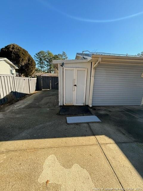 1907 Devlin Dr, Fayetteville, NC 28303