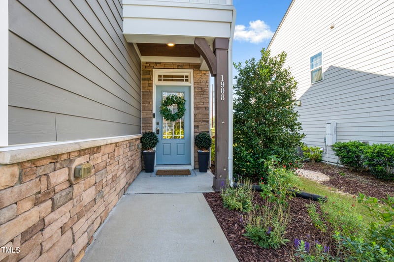 1908 Birdhouse Ln, Wake Forest, NC 27587