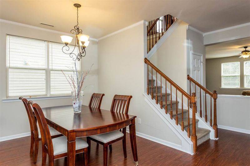1908 Devonridge Dr, Fuquay Varina, NC 27526
