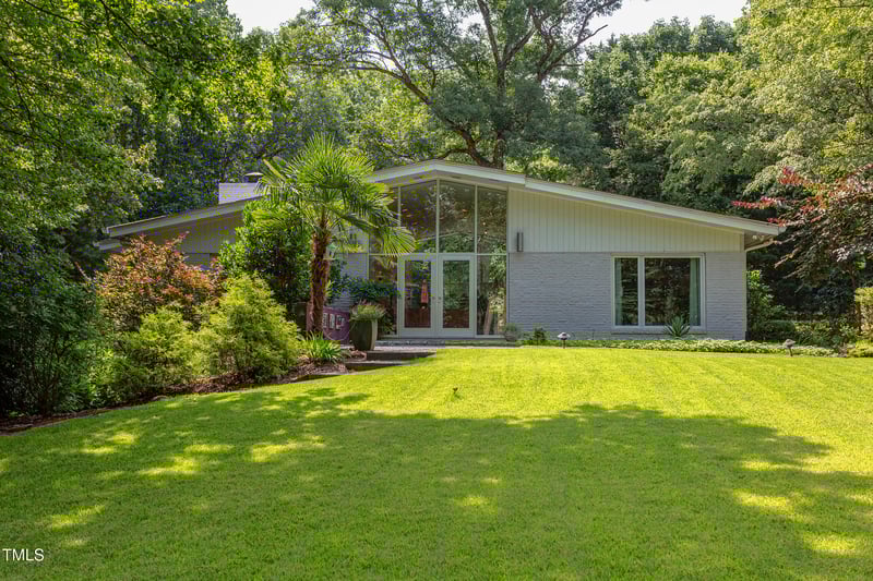 1908 Lakeshore Dr, Chapel Hill, NC 27514