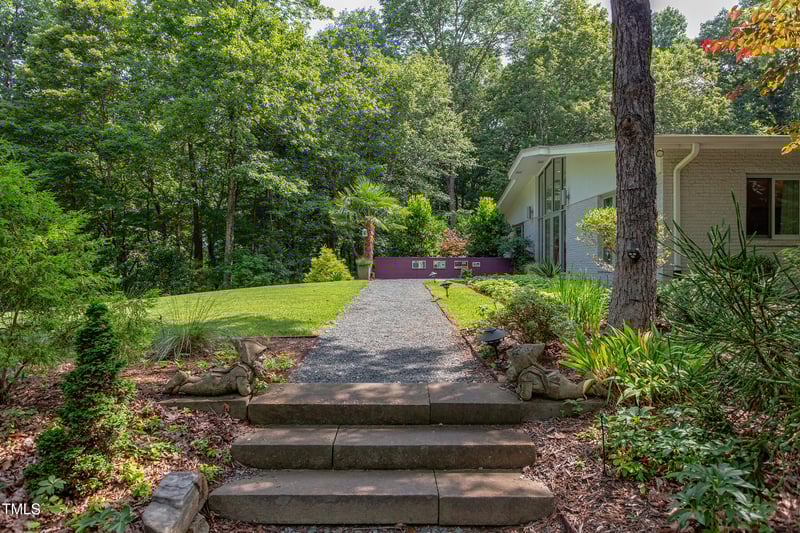 1908 Lakeshore Dr, Chapel Hill, NC 27514