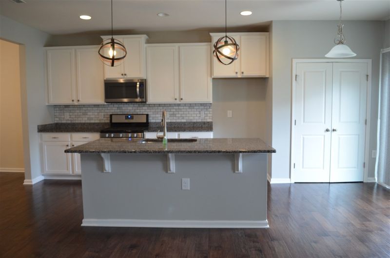 1908 Nellora Ln, Durham, NC 27703