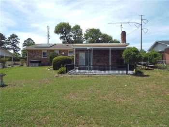 1909 Ashton Rd, Fayetteville, NC 28304