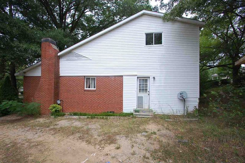 1909 Boaz Rd, Raleigh, NC 27610