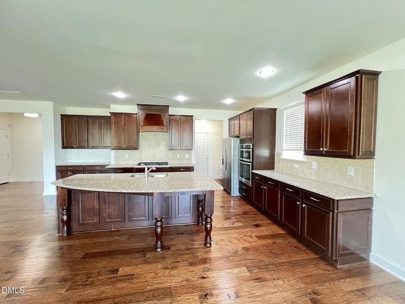 1909 Highland Hills Ct, Apex, NC 27502