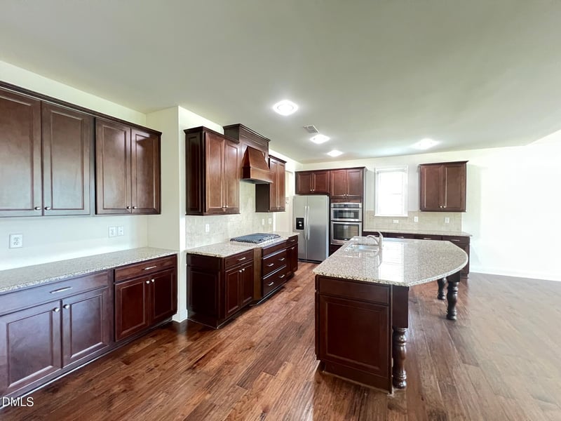 1909 Highland Hills Ct, Apex, NC 27502