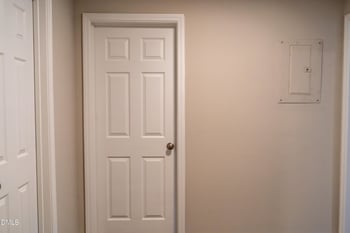 1909 Overlook Dr, Fayetteville, NC 28301