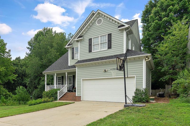1909 Spanish Bay Ct, Raleigh, NC 27604