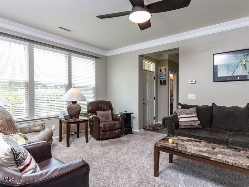 1909 Whirlaway Ct, Cary, NC 27519