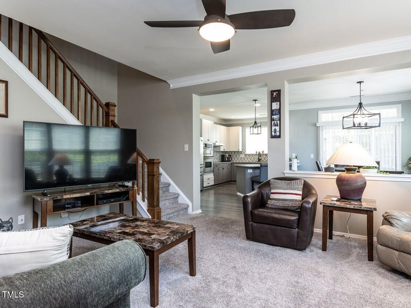 1909 Whirlaway Ct, Cary, NC 27519