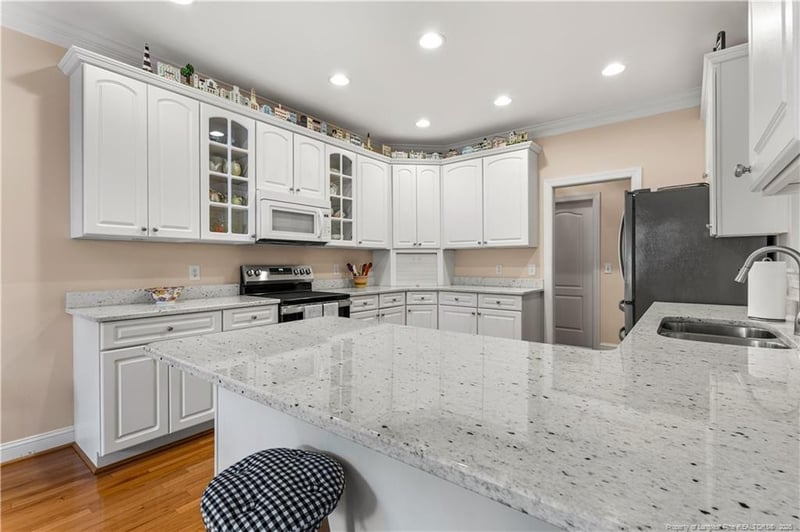 1909 Wimberly Woods Dr, Sanford, NC 27330