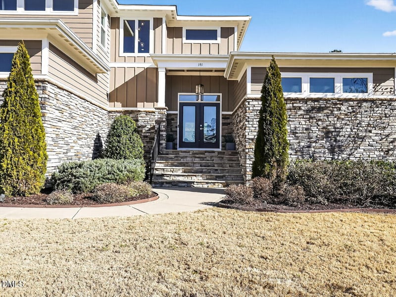 191 Allesandra Dr, Clayton, NC 27527