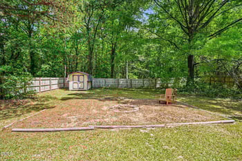 191 Duck Pond Ln, Clayton, NC 27520