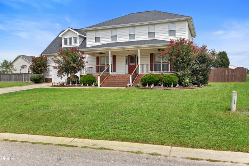 191 Golden Oats Dr, Angier, NC 27501