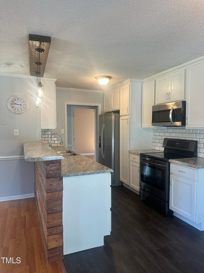 191 Lansing Dr, Benson, NC 27504