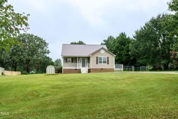 191 Lansing Dr, Benson, NC 27504