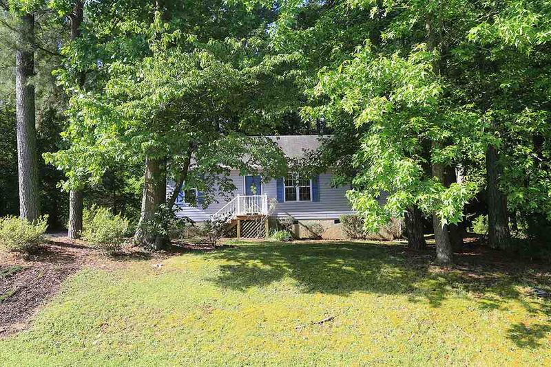 191 Mill Creek Dr, Youngsville, NC 27596