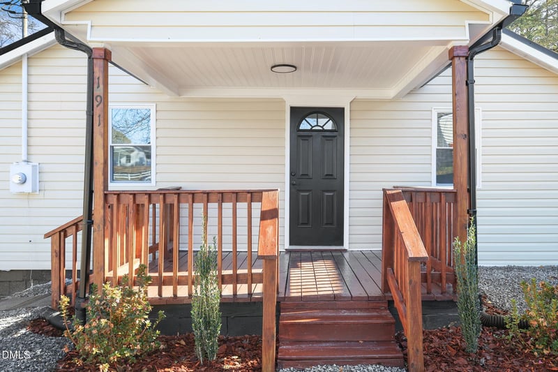 191 Poole St, Coats, NC 27521