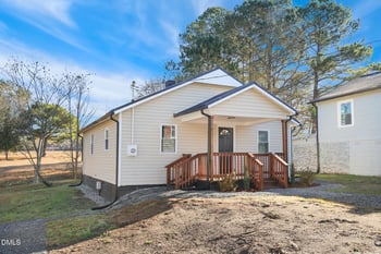 191 Poole St, Coats, NC 27521