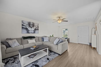 191 Prairie Ct, Burlington, NC 27217