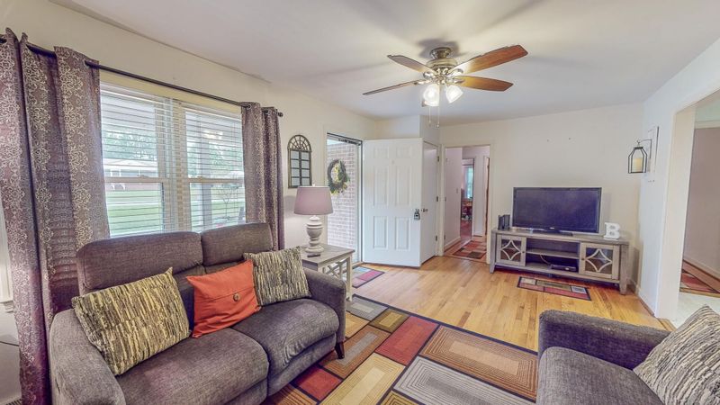 191 Somerset Dr, Roxboro, NC 27573
