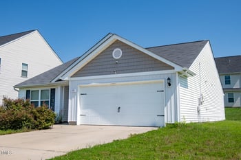 191 Steamboat Ln, Burlington, NC 27217