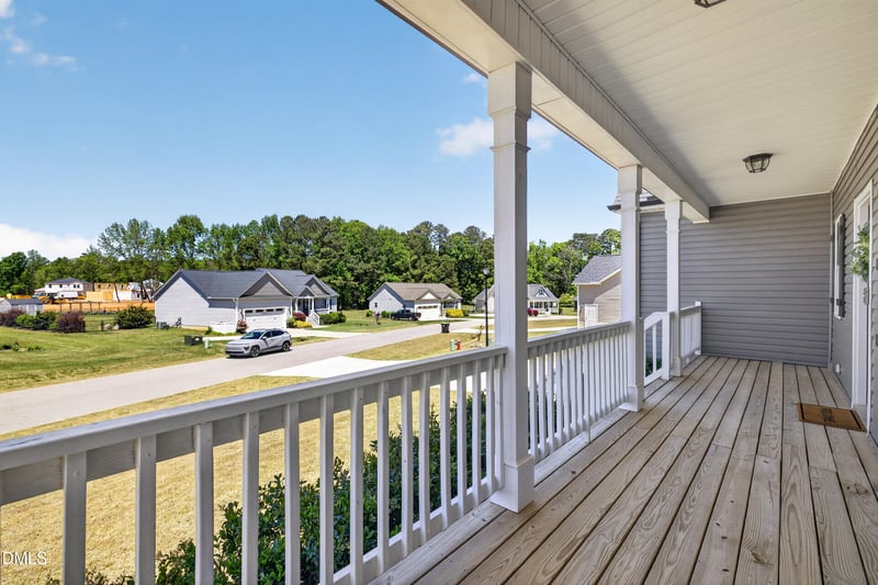 191 Stratocastor Dr, Zebulon, NC 27597