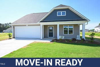 1910 Elephant Ln, Hope Mills, NC 28348