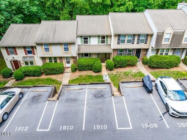 1910 Fox Sterling Dr, Raleigh, NC 27606