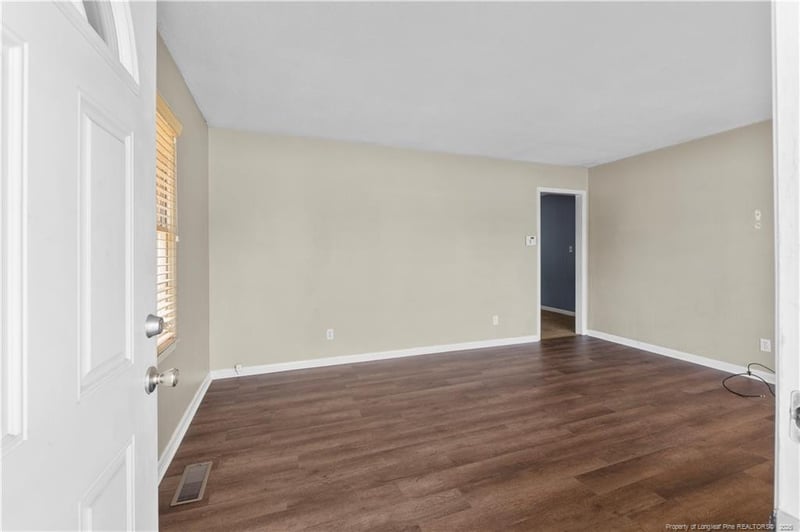 1910 Ireland Dr, Fayetteville, NC 28304