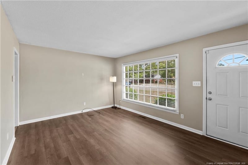 1910 Ireland Dr, Fayetteville, NC 28304