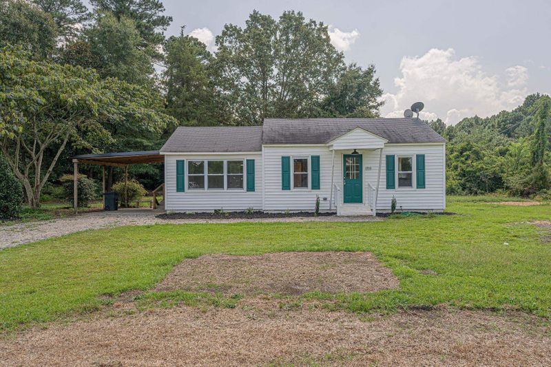 1910 Rice Rd, Sanford, NC 27330