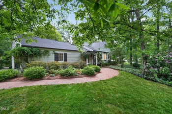 1910 Shirley Dr, Burlington, NC 27215