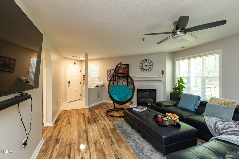1911 Falls Landing Dr #103, Raleigh, NC 27614