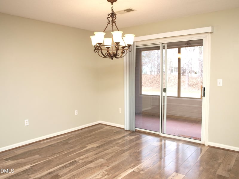 1911 Falls Landing Dr #106, Raleigh, NC 27614