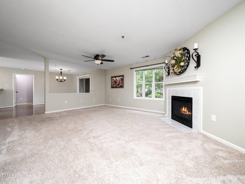 1911 Falls Landing Dr, Raleigh, NC 27614