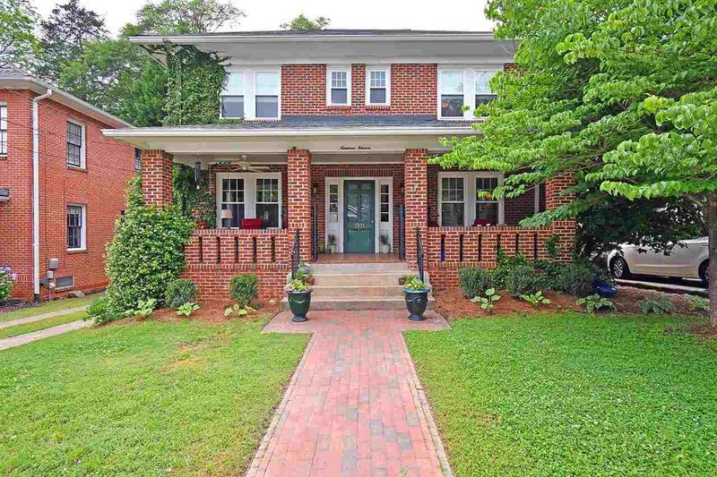 1911 Glenwood Ave, Raleigh, NC 27608