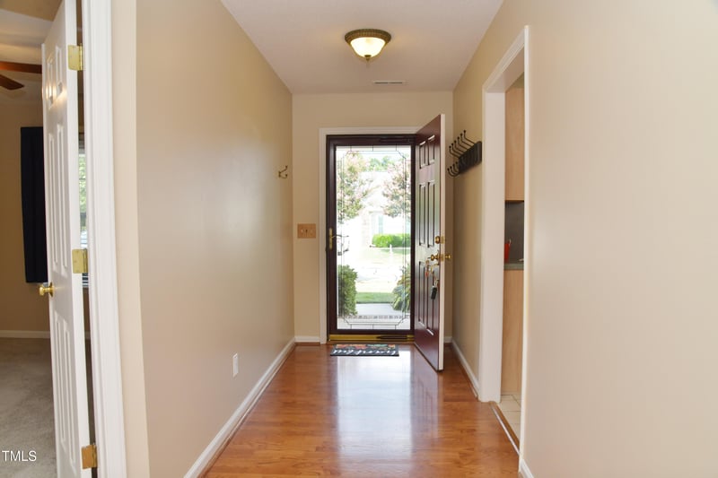 1911 Hawfields Crossing Ln, Mebane, NC 27302
