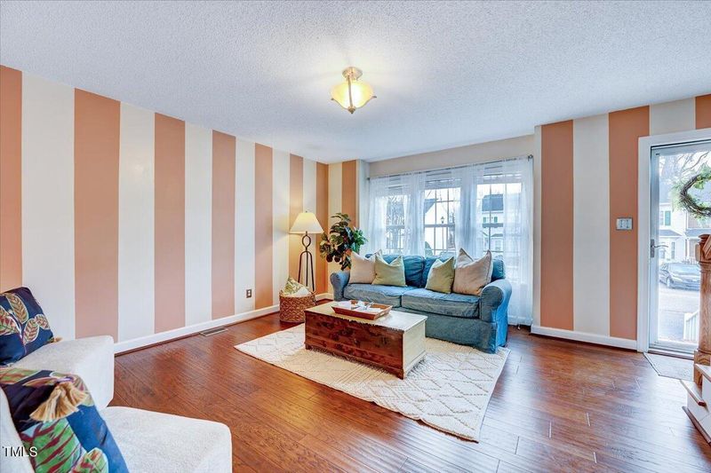 1911 Stroll Cir, Fuquay Varina, NC 27526