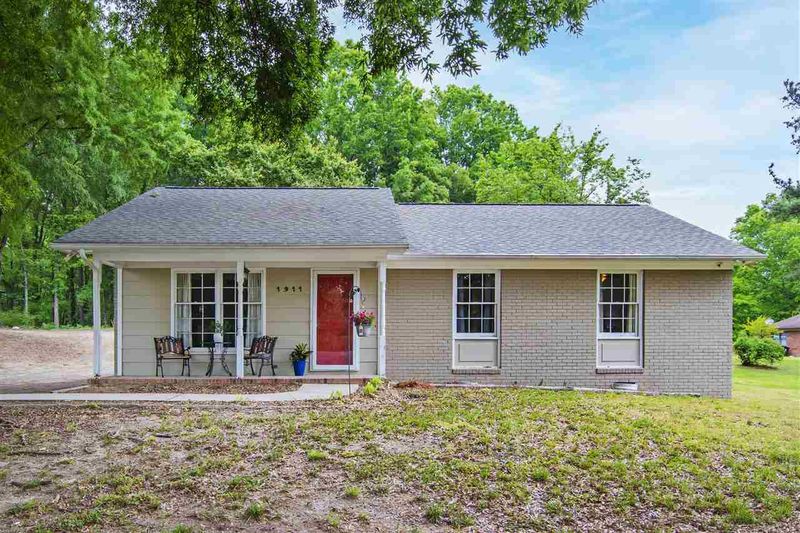 1911 Torredge Rd, Durham, NC 27712
