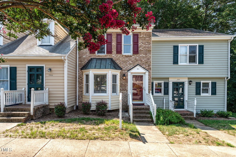 1911 Trexler Ct, Raleigh, NC 27606