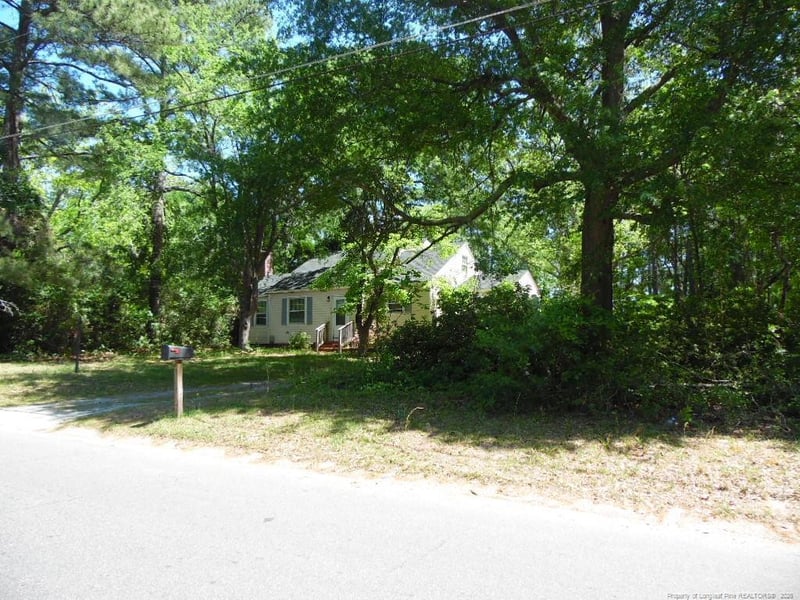 1912 Blake St, Fayetteville, NC 28301