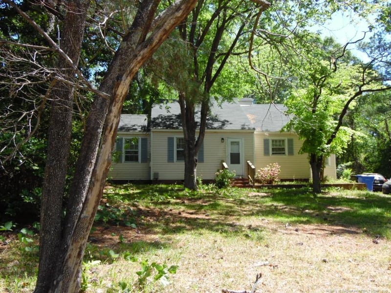 1912 Blake St, Fayetteville, NC 28301