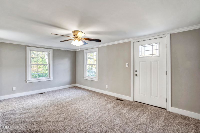 1912 Garner Glen Dr, Raleigh, NC 27603