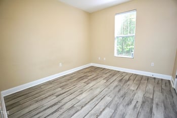 1912 Parkside Village Dr, Clayton, NC 27520