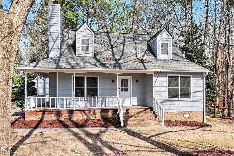 1912 Red Oak Ln, Clayton, NC 27520